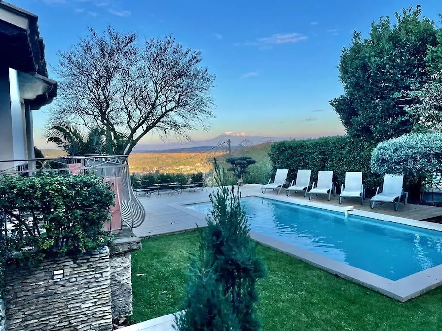 Maison Villa Provence Villeneuve Les Avignon Piscine Vue Mont Ventoux フランス