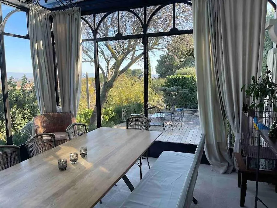 Maison Villa Provence Villeneuve Les Avignon Piscine Vue Mont Ventoux 0*, ヴィルヌーヴ・レ・ザヴィニョン フランス