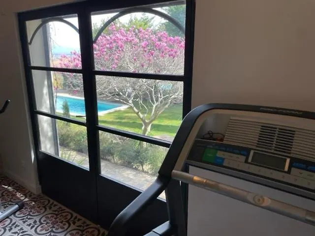 Maison Villa Provence Villeneuve Les Avignon Piscine Vue Mont Ventoux フランス